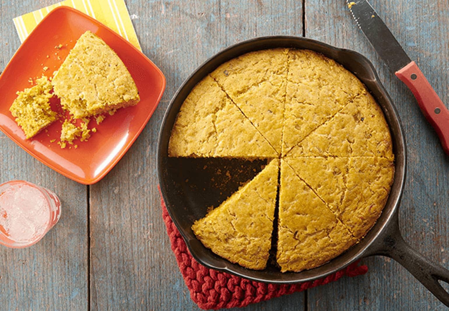 Cheesy Mexican Skillet Cornbread